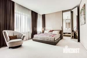 Коттедж 450м², 2-этажный, участок 25 сот.  