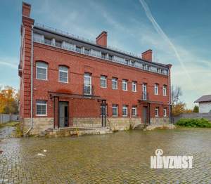 Дом 650м², 3-этажный, участок 16 сот.  