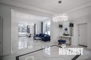 Коттедж 370м², 2-этажный, участок 9 сот.  