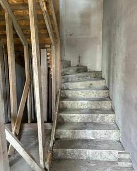 Дом 240м², 2-этажный, участок 5 сот.  