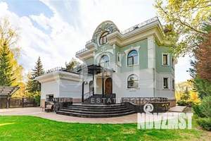 Дом 760м², 3-этажный, участок 30 сот.  
