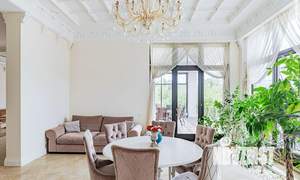 Коттедж 1600м², 2-этажный, участок 25 сот.  