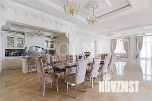 Коттедж 1660м², 2-этажный, участок 25 сот.  