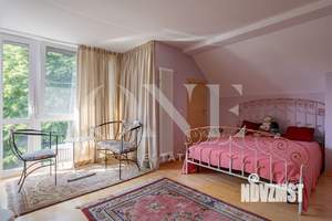 Дом 555м², 2-этажный, участок 29 сот.  