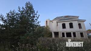 Коттедж 780м², 3-этажный, участок 44 сот.  