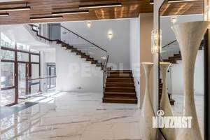 Дом 590м², 2-этажный, участок 15 сот.  