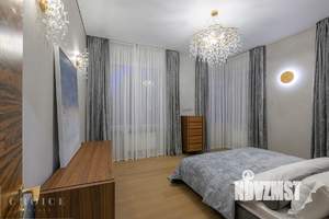 Дом 250м², 2-этажный, участок 10 сот.  