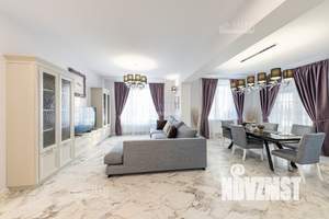 Дом 266м², 2-этажный, участок 12 сот.  