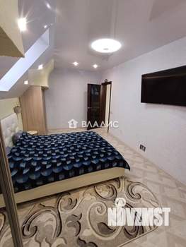 Дом 177м², 3-этажный, участок 4 сот.  