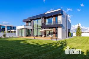 Коттедж 450м², 2-этажный, участок 16 сот.  