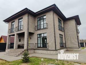 Коттедж 225м², 2-этажный, участок 10 сот.  