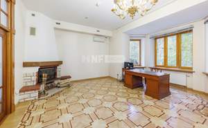 Дом 602м&sup2;, 2-этажный, участок 40 сот.  