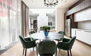 Дом 360м², 2-этажный, участок 0 сот.  