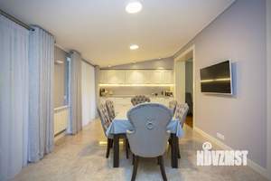 Таунхаус 220м², 2-этажный, участок 3 сот.  