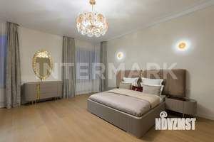 Коттедж 250м², 2-этажный, участок 10 сот.  