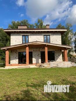 Дом 190м², 2-этажный, участок 6 сот.  