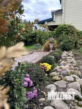 Дом 250м², 3-этажный, участок 6 сот.  