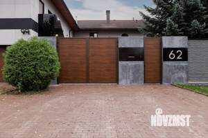 Дом 974м², 2-этажный, участок 30 сот.  