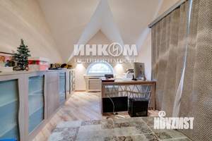 Дом 454м², 3-этажный, участок 15 сот.  