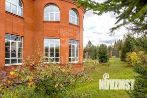 Дом 2700м², 3-этажный, участок 66 сот.  