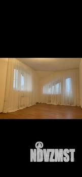 Дом 290м², 3-этажный, участок 6 сот.  