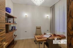 Коттедж 300м², 2-этажный, участок 10 сот.  