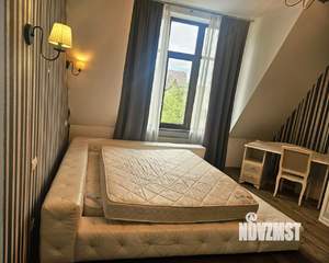 Коттедж 630м², 3-этажный, участок 30 сот.  