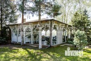 Коттедж 740м², 3-этажный, участок 30 сот.  