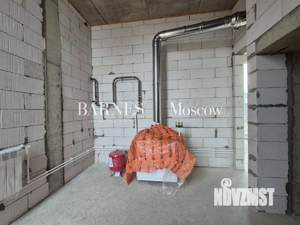 Дом 585м², 2-этажный, участок 18 сот.  