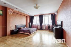 Дом 473м², 4-этажный, участок 9 сот.  