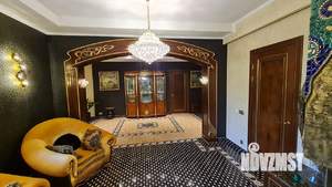 Коттедж 325м², 3-этажный, участок 11 сот.  