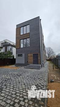 Дом 222м², 3-этажный, участок 6 сот.  