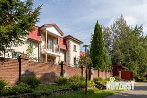 Коттедж 384м², 2-этажный, участок 15 сот.  