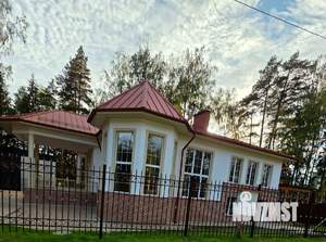 Коттедж 450м², 2-этажный, участок 15 сот.  