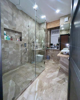 Дом 180м², 3-этажный, участок 2 сот.  