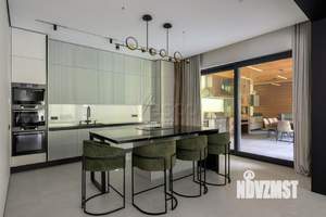 Коттедж 480м², 2-этажный, участок 19 сот.  