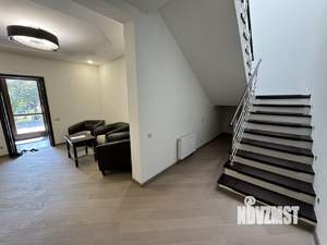 Таунхаус 210м², 2-этажный, участок 2 сот.  