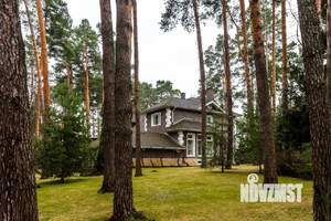 Дом 750м², 2-этажный, участок 50 сот.  