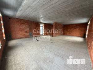 Дом 481м², 3-этажный, участок 12 сот.  
