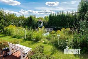 Дом 1650м², 3-этажный, участок 49 сот.  