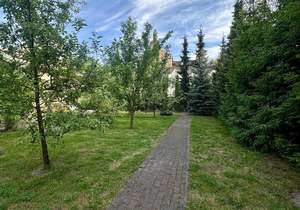 Дом 621м², 3-этажный, участок 15 сот.  