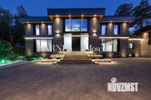 Дом 1700м², 2-этажный, участок 46 сот.  