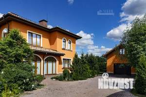 Дом 243м², 2-этажный, участок 10 сот.  