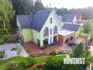 Коттедж 560м², 3-этажный, участок 23 сот.  