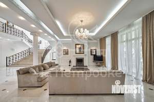 Дом 643м², 3-этажный, участок 17 сот.  