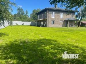 Коттедж 310м&sup2;, 2-этажный, участок 12 сот.  