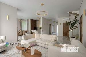 Коттедж 300м², 2-этажный, участок 10 сот.  