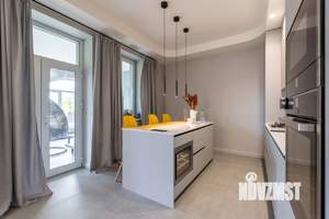 Коттедж 275м², 2-этажный, участок 8 сот.  