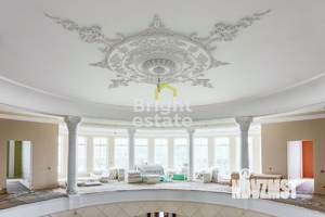 Дом 1500м², 4-этажный, участок 59 сот.  