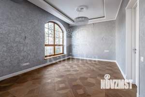 Дом 700м², 2-этажный, участок 20 сот.  